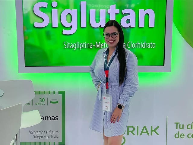 Dra. Ortiz en evento académico
